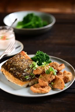 Pacific West Salt Pepper Mushrooms Salmon